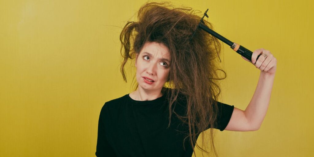 ¿Cómo puedo domesticar el cabello frizzy sin productos pesados? - Belleza en verde - bellezaenverde.com