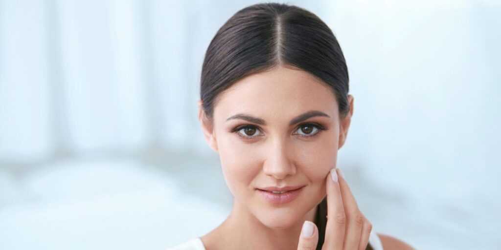 Cómo lograr una piel sana mientras viaja - bellezaenverde.com - Belleza en verde