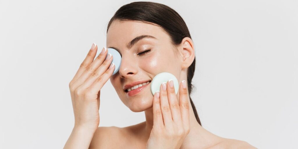Los beneficios de incorporar retinol en su cuidado de la piel - bellezaenverde.com - Belleza en verde
