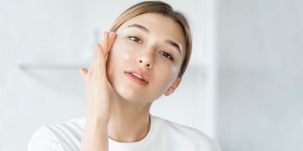 ¿Cómo puedes lograr la piel hidratada durante el invierno? - bellezaenverde.com - Belleza en verde